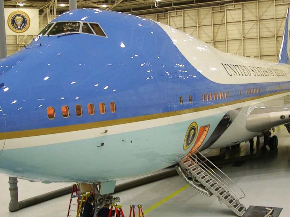 new air force one hangar