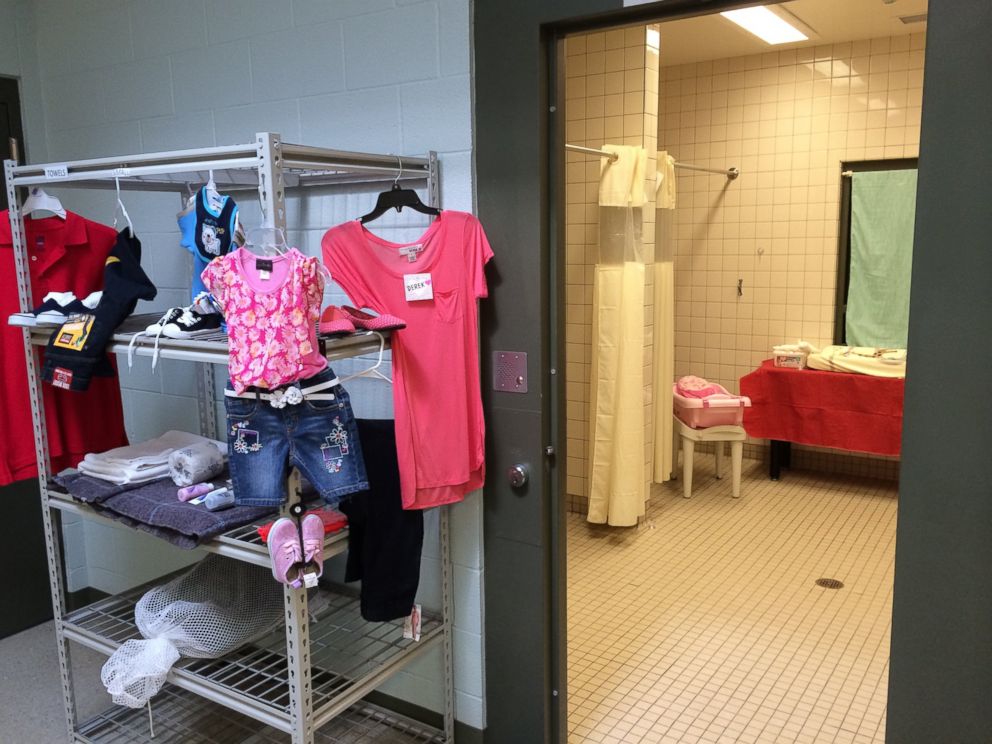 PHOTO: Before they're taken to medical facilities, moms and kids arriving at ICE's new detention facility are given the opportunity to shower and bathe their children. 