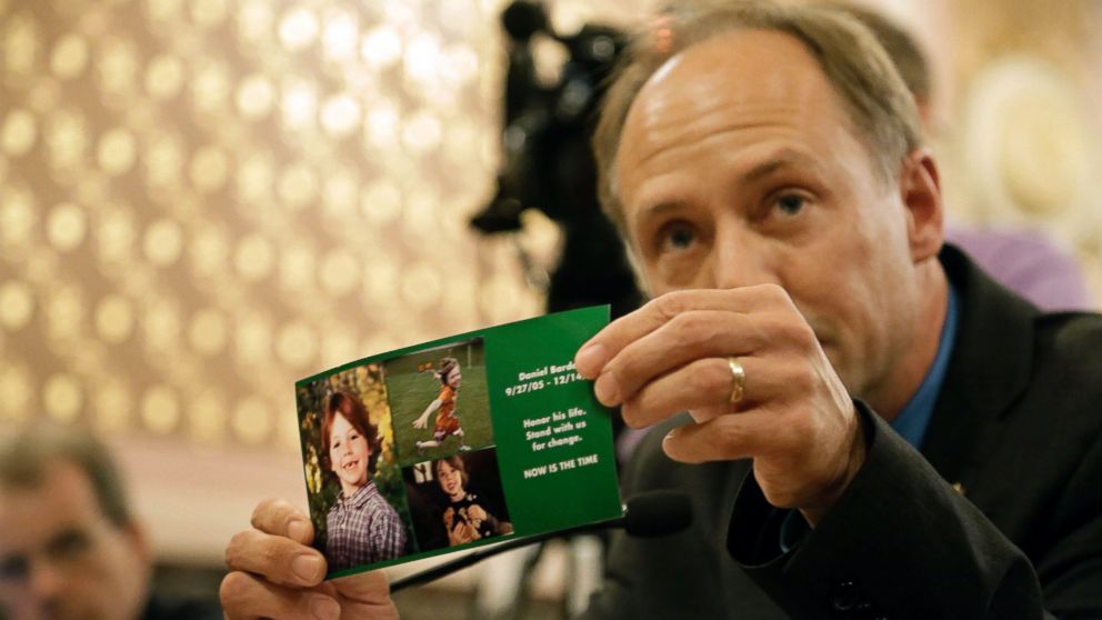 PHOTO: Mark Barden, a parent who lost his child, Daniel Barden, 7, in the Sandy Hook school shooting in Connecticut, testifies on assault weapon legislation at the Illinois State Capitol, May 20, 2013, in Springfield, Illinois.