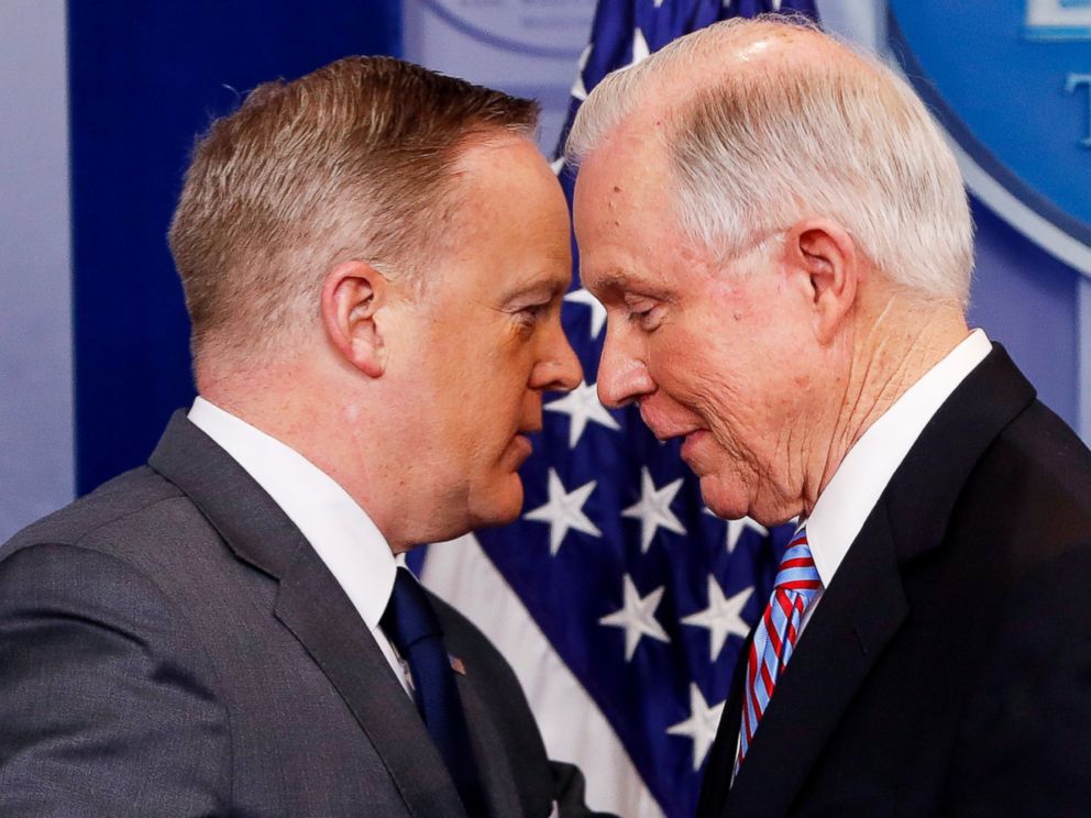 PHOTO: White House press secretary Sean Spicer allows Attorney General Jeff Sessions to pass him after Sessions addressed members of the media during the daily briefing in the Brady Press Briefing Room of the White House in Washington, March 27, 2017.