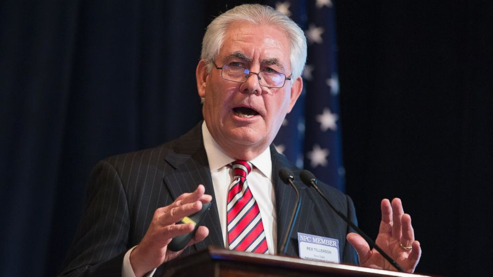 PHOTO: ExxonMobil CEO Rex Tillerson delivers remarks on the release of a report by the National Petroleum Council on oil drilling in the Arctic, in Washington, March 27, 2015. 