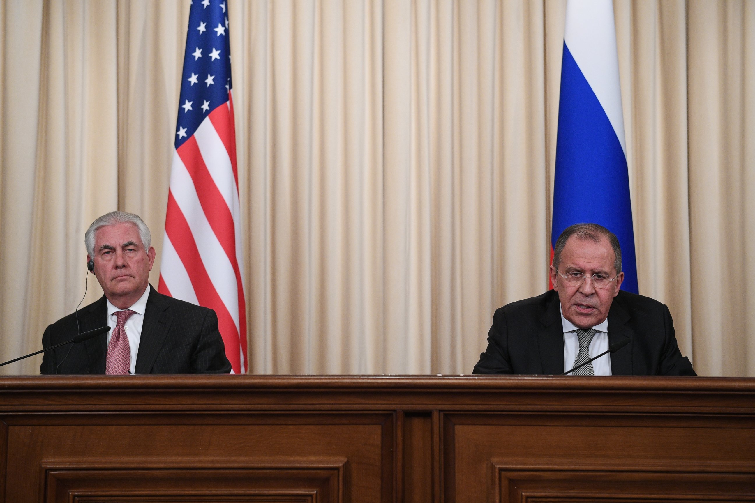 PHOTO: Russian Foreign Minister Sergei Lavrov, right, and U.S. Secretary of State Rex Tillerson during the joint news conference following their talks in Moscow.