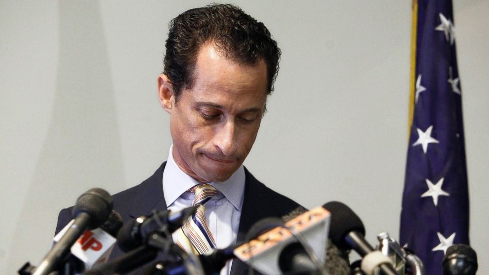PHOTO: U.S. Rep. Anthony Weiner announces his resignation from Congress, in the Brooklyn borough of New York, June 16, 2011.  