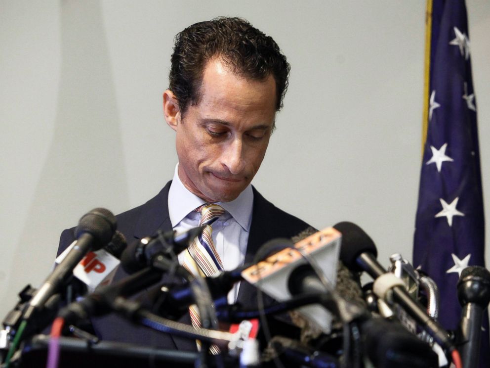 PHOTO: U.S. Rep. Anthony Weiner announces his resignation from Congress, in the Brooklyn borough of New York, June 16, 2011.  