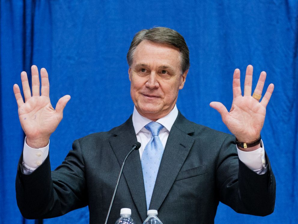 PHOTO: Republican candidate for U.S. Senate David Perdue speaks during a debate, Tuesday, Oct. 7, 2014, in Perry, Ga.