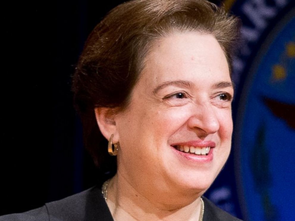 PHOTO: Associate Supreme Court justice Elena Kagan during a ceremonial swearing-in ceremony at the Pentagon, March 6, 2015.  
