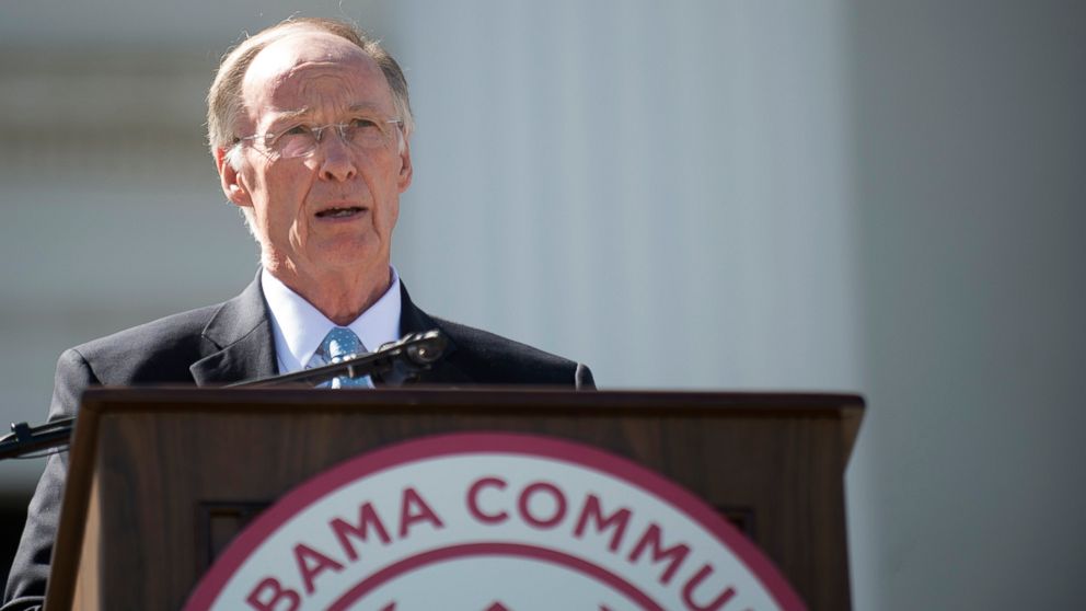 Bipartisan Calls Grow To Impeach Alabama Gov. Robert Bentley After ...