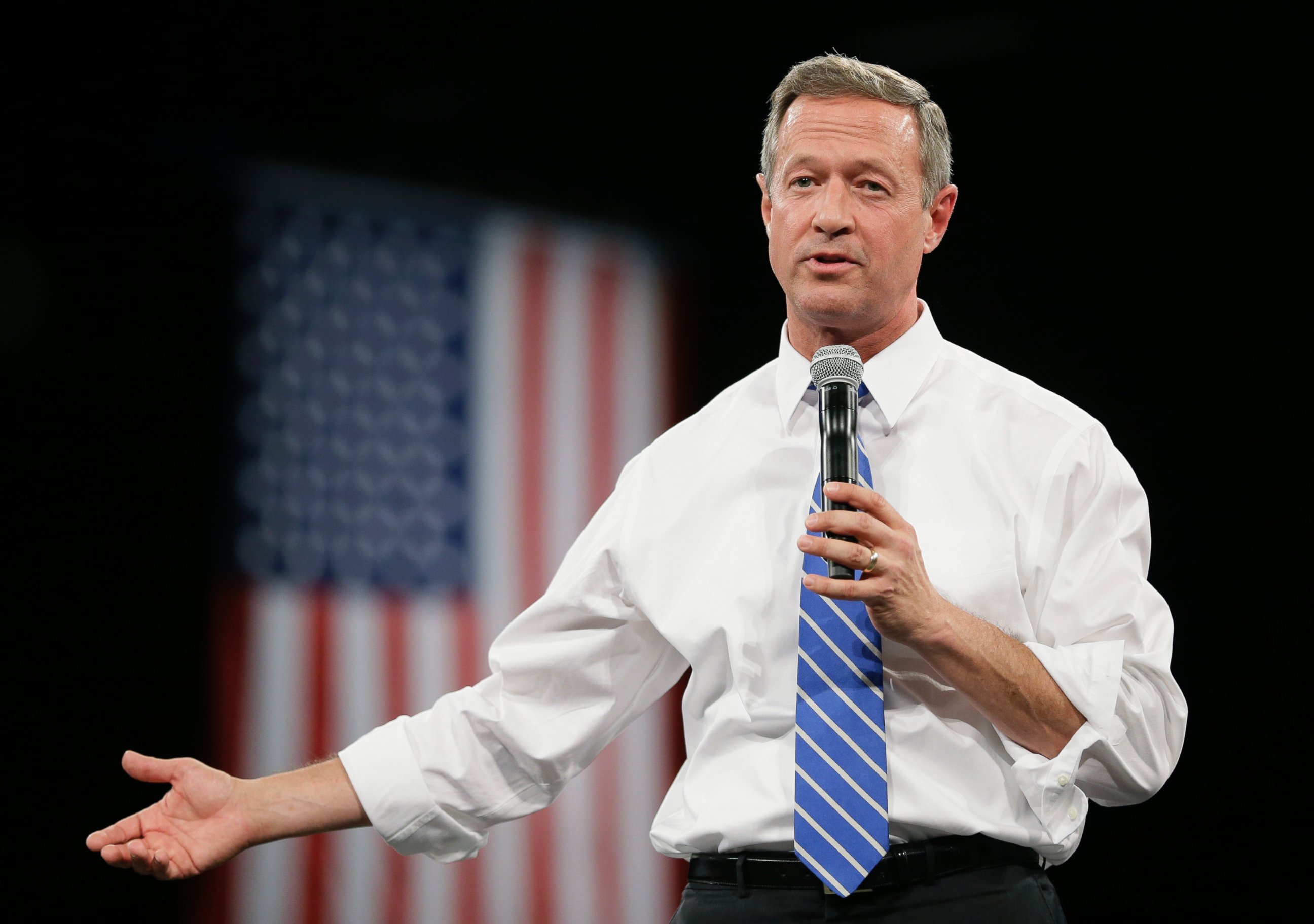PHOTO:  In this Oct. 24, 2015 file photo, Democratic presidential candidate and former Maryland Gov. Martin O'Malley speaks  in Des Moines, Iowa. 