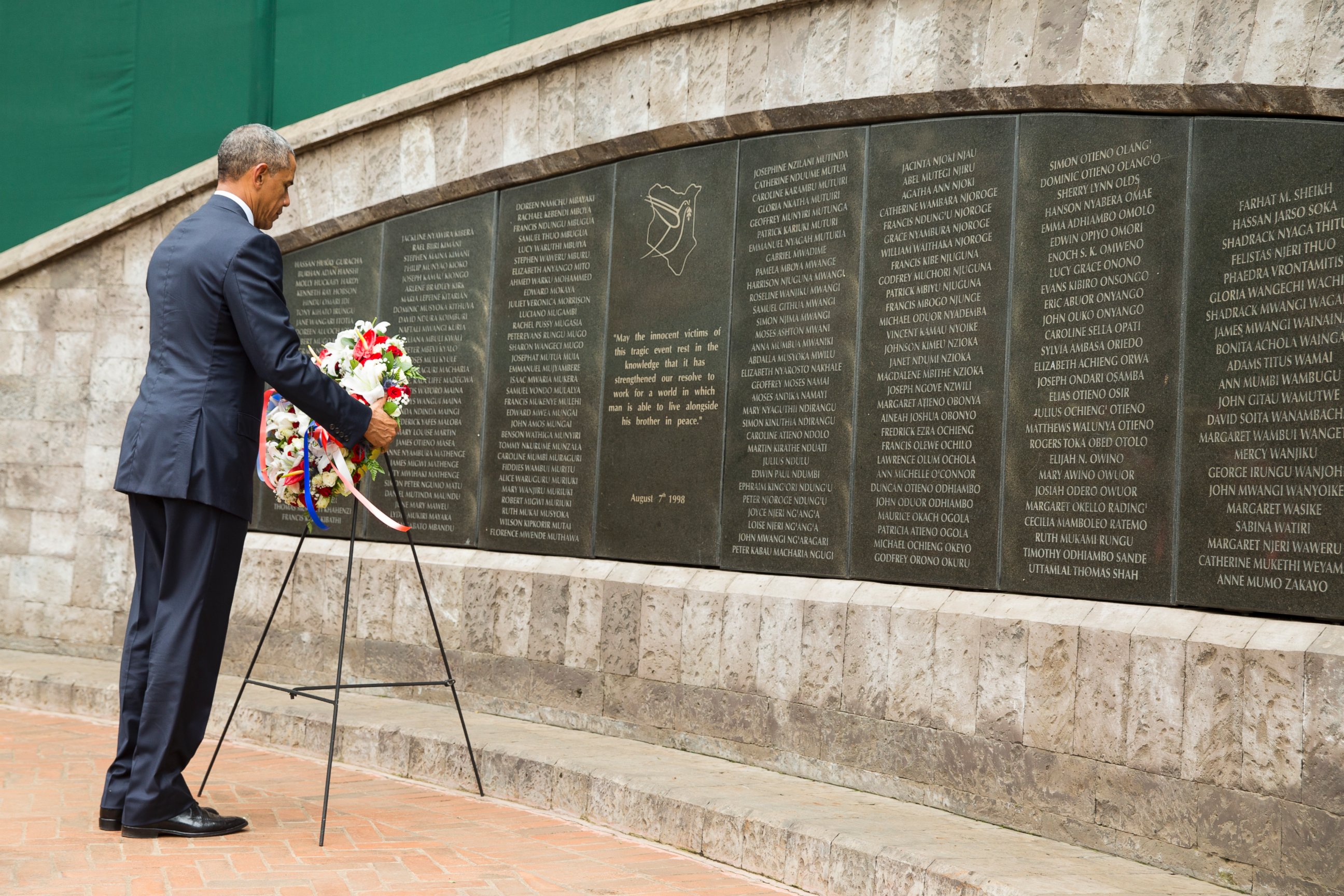 PHOTO: President Barack Obama participates in a wreath laying ceremony, Saturday, July 25, 2015, in Nairobi, at Memorial Park in honor of the victims of the deadly 1998 bombing at the U.S. Embassy.