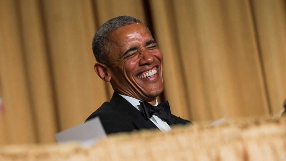 PHOTO: President Barack Obama laughs at a joke during the White House Correspondents' Association dinner at the Washington Hilton on Saturday, April 25, 2015, in Washington. 