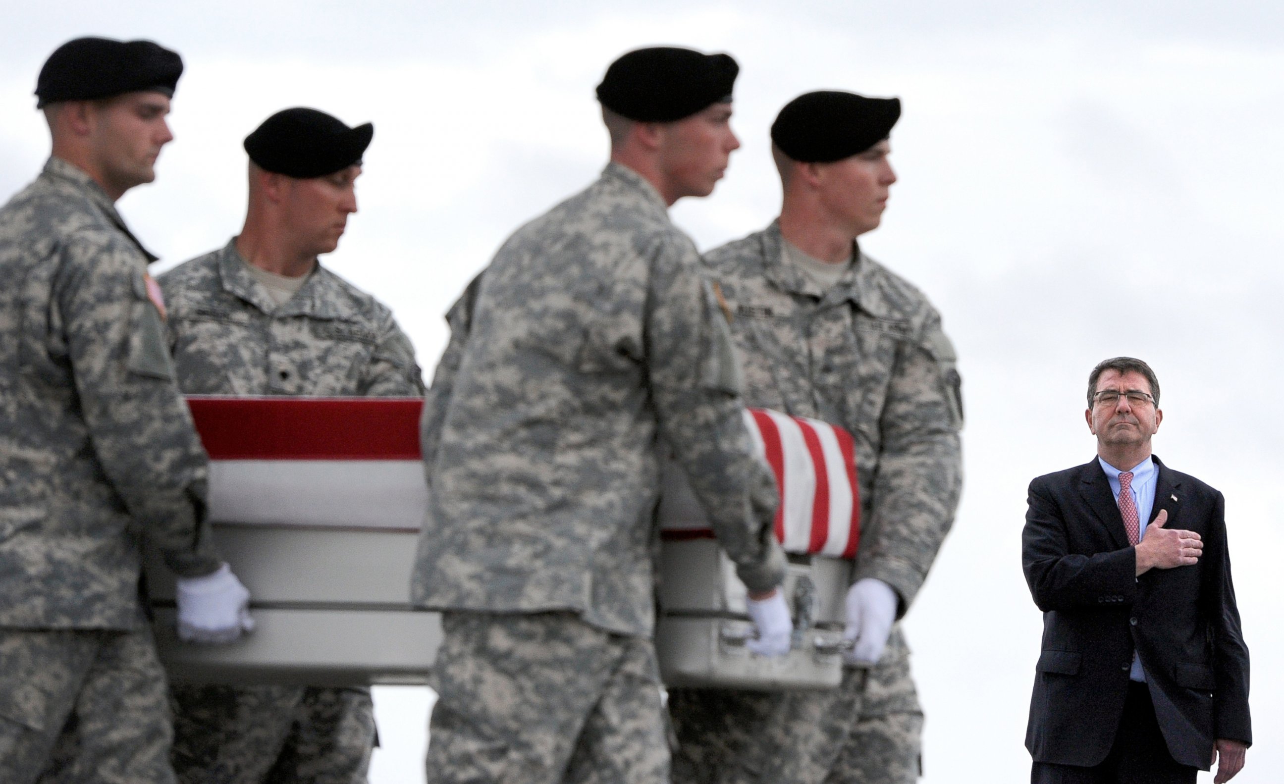 PHOTO: Ashton Carter