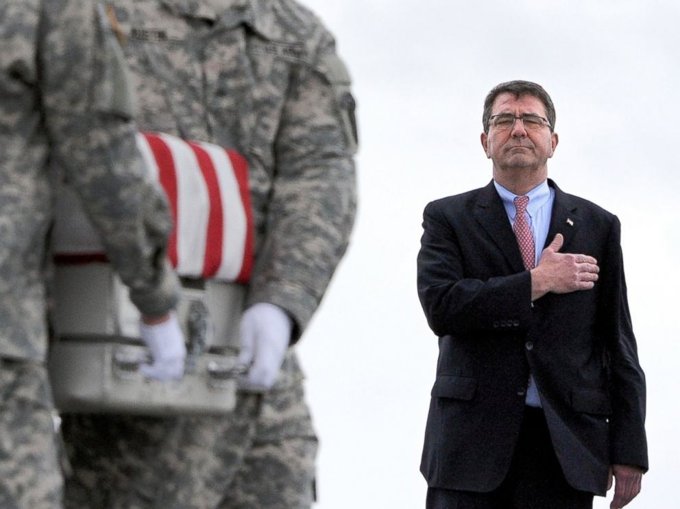 PHOTO: Ashton Carter