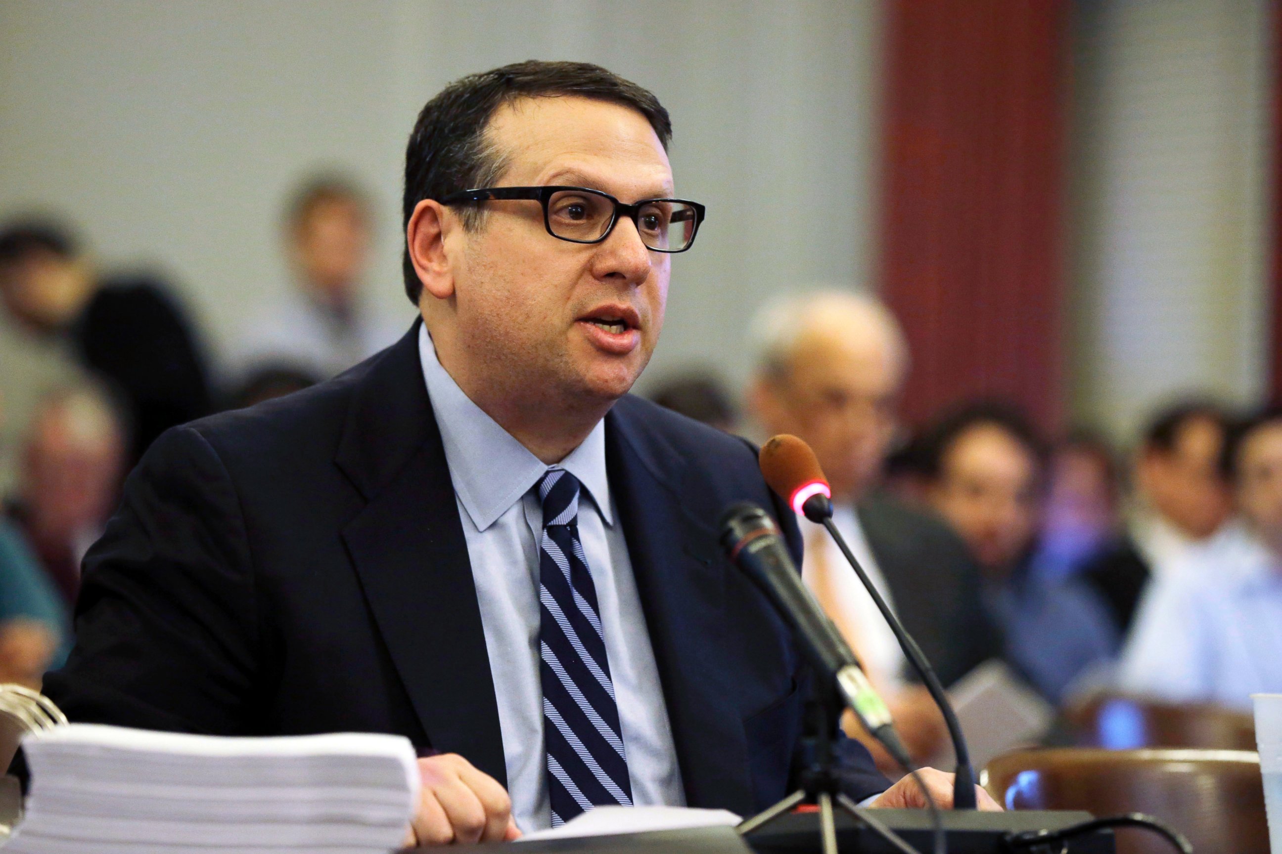 PHOTO: David Wildstein speaks during a hearing at the Statehouse in Trenton, Jan. 9, 2014. 