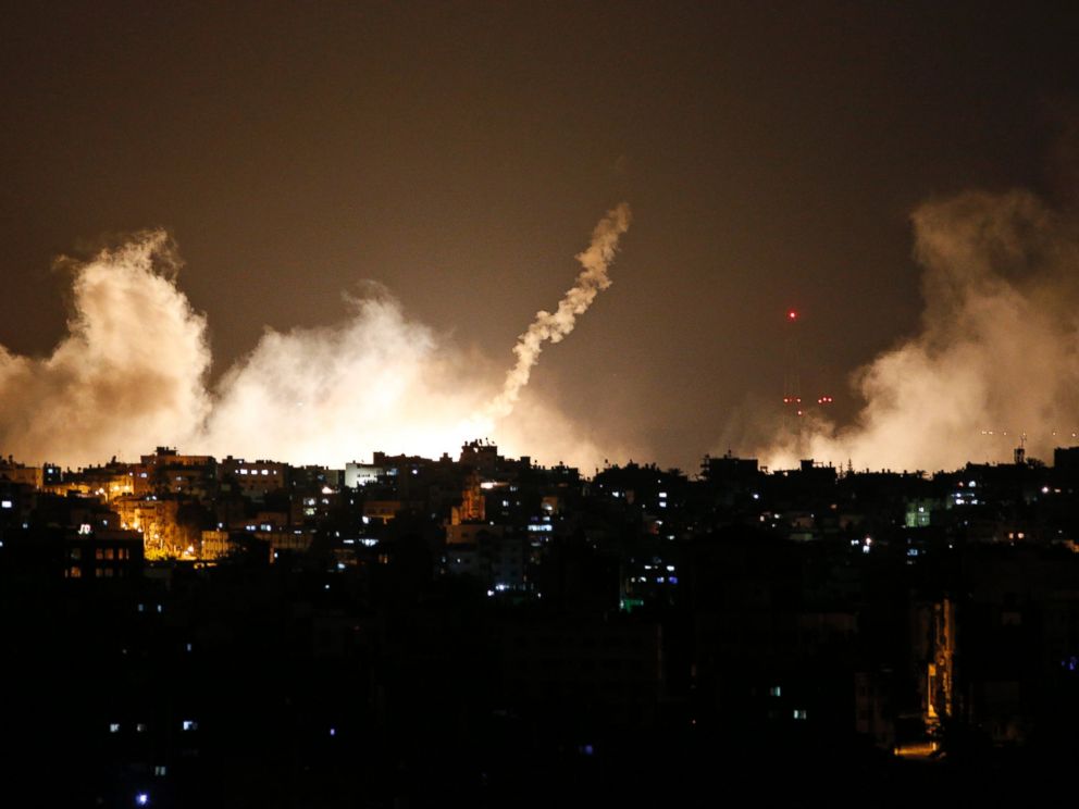 PHOTO: Smoke from flares rises in the sky in Gaza City, in the northern Gaza Strip, July 17, 2014.