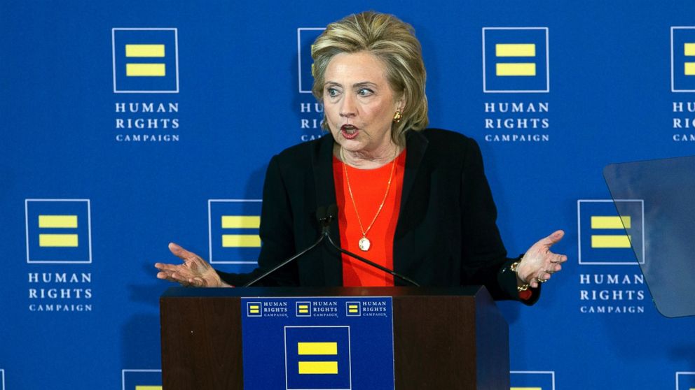 PHOTO: Democratic presidential candidate Hillary Rodham Clinton gestures as she speaks to the Human Rights Campaign in Washington, Oct. 3, 2015.