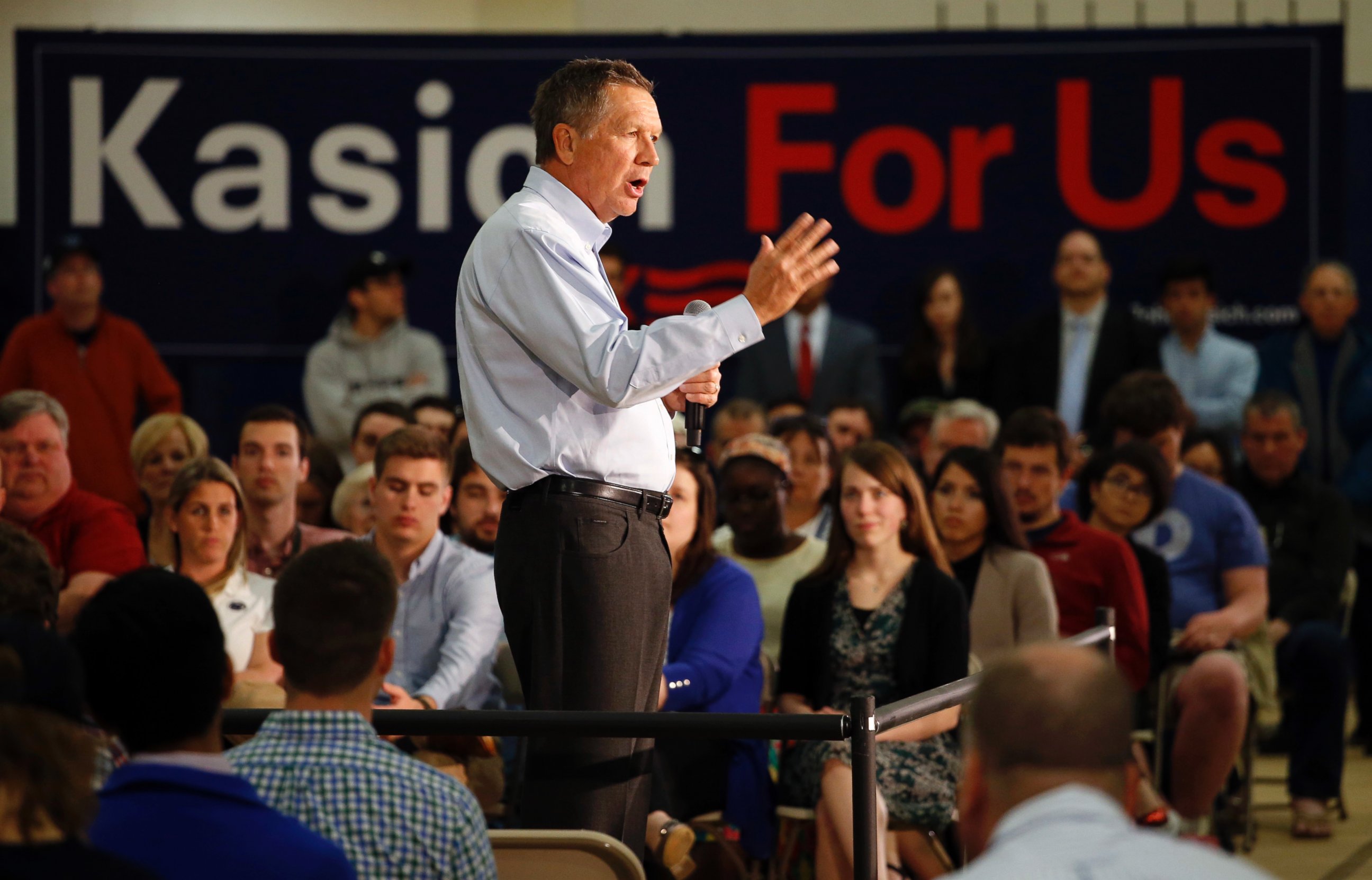 Republican presidential candidate, Ohio Gov. John Kasich speaks during a town hall at Penn State Brandywine Campus, April 21, 2016, in Media, Pennsylvania. 