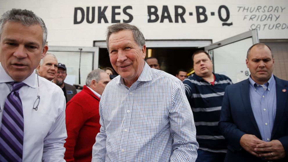 Republican presidential candidate, Ohio Gov. John Kasich meets with attendees during a campaign stop, Feb. 12, 2016, in Orangeburg, S.C.