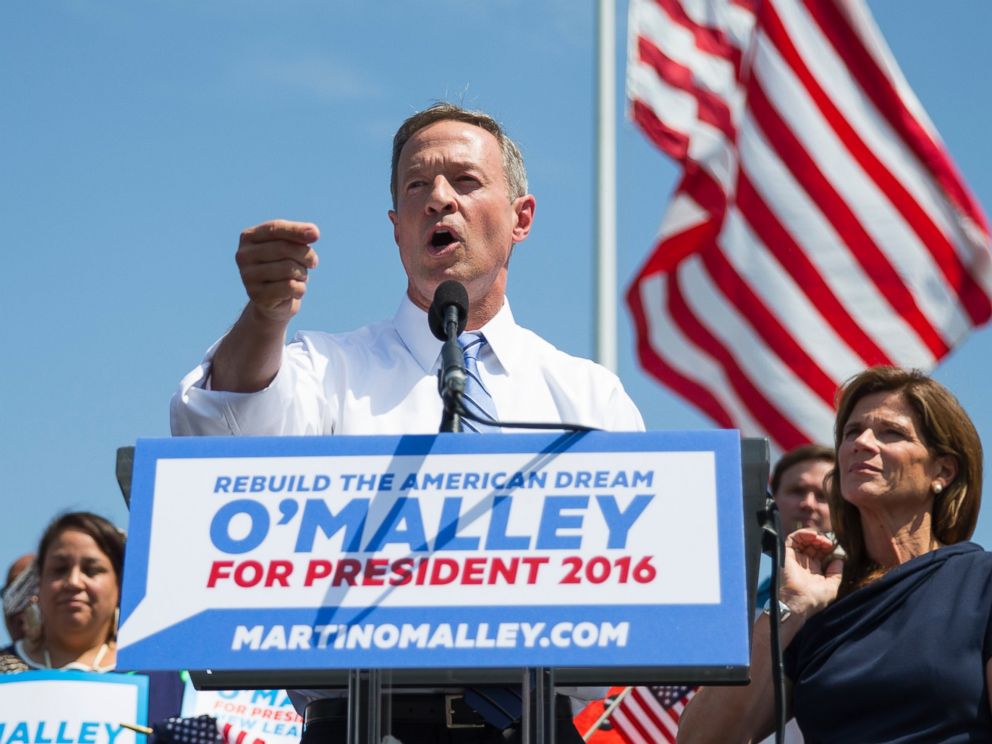 PHOTO: Former Maryland Gov. Martin OMalley speaks during an event to announce that he is entering the Democratic presidential race, on Saturday, May 30, 2015, in Baltimore, as his wife Katie, right, looks on.