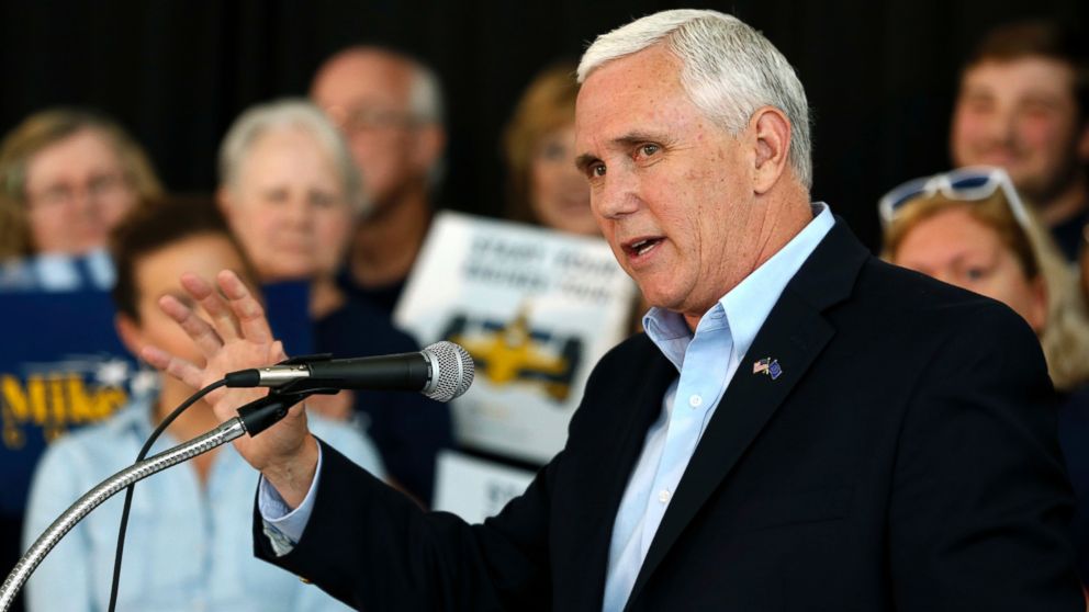 Donald Trump and Possible VP Pick Indiana Gov. Pence Meet at Golf Club ...