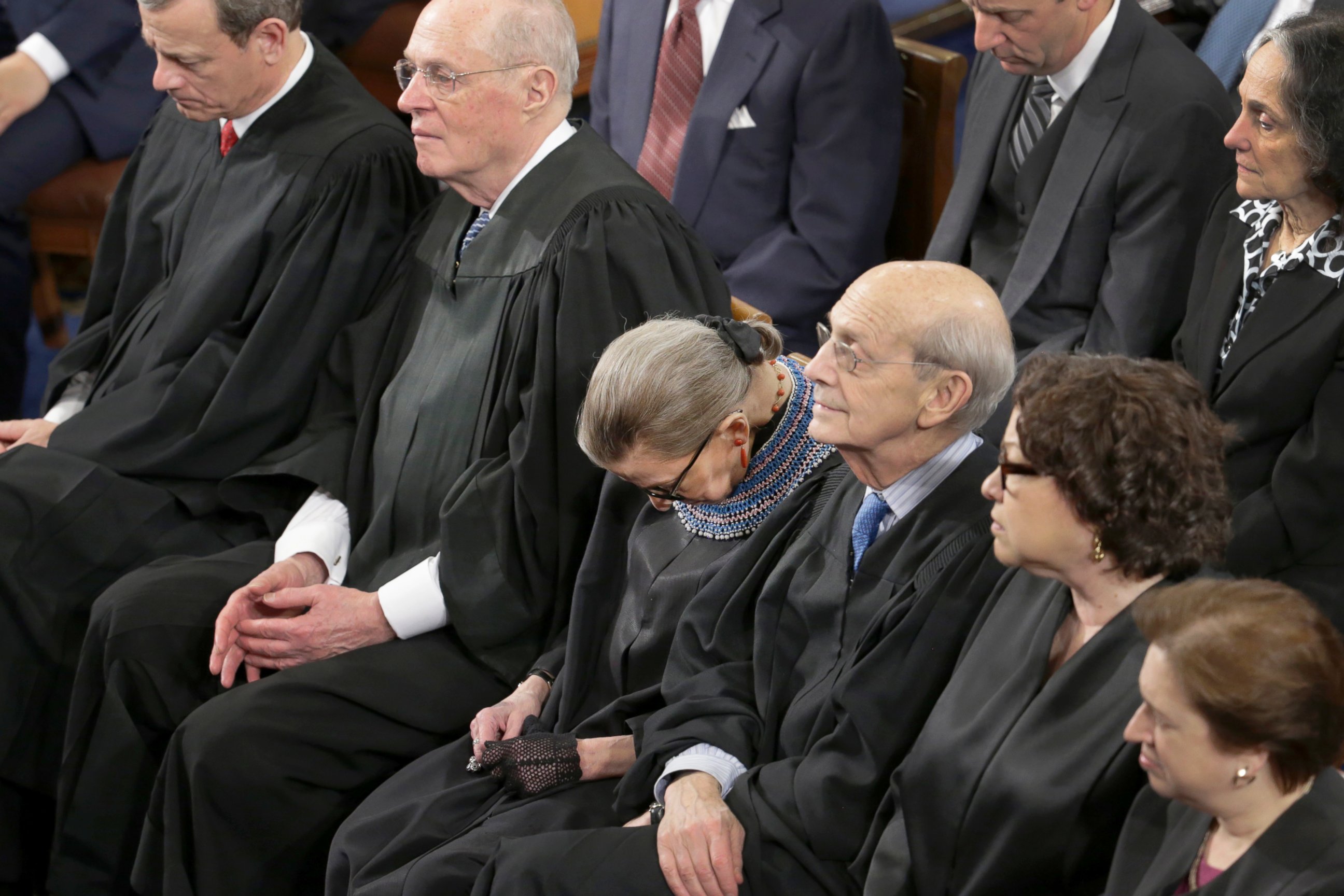 PHOTO: Justice Ruth Bader Ginsburg rests during President Barack Obama's State of the Union address on Capitol Hill in Washington, Jan. 20, 2015. 