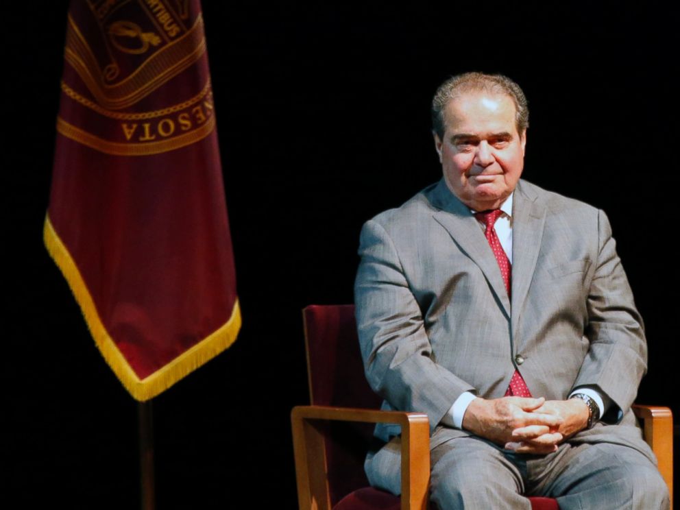 PHOTO: U.S. Supreme Court Justice Antonin Scalia waits during an introduction before speaking at the University of Minnesota as part of the law school's Stein Lecture series in Minneapolis on Oct. 20, 2015. 