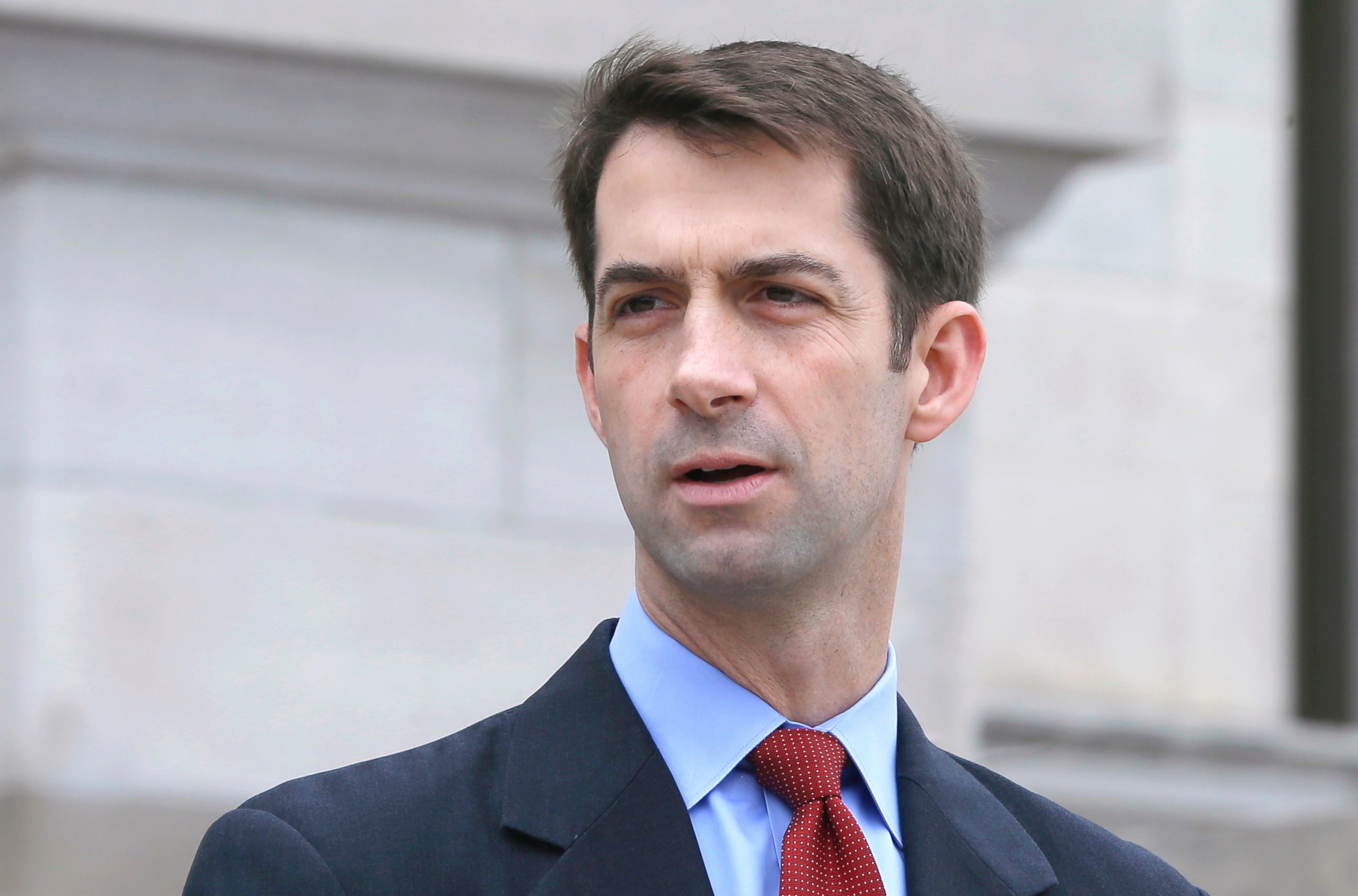 PHOTO: Sen. Tom Cotton, R-Ark., speaks in front of the Arkansas state Capitol in Little Rock, Ark., May 26, 2015.