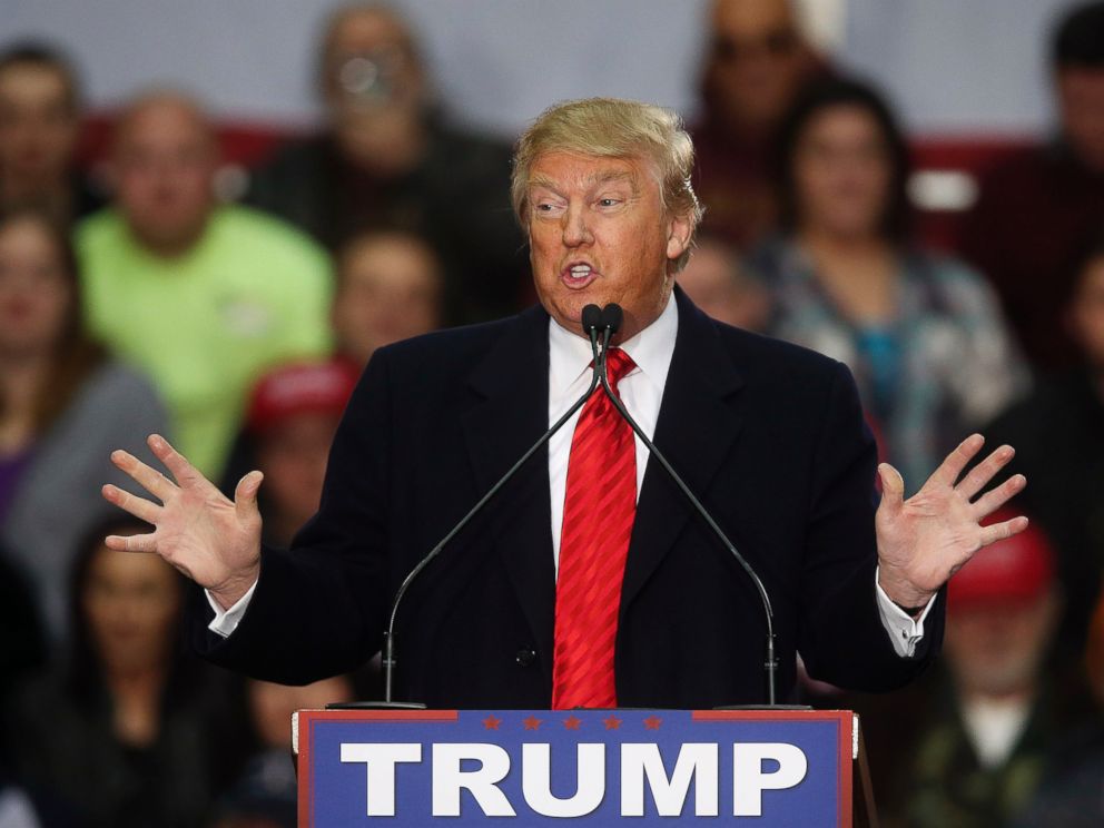 PHOTO: Republican presidential candidate Donald Trump speaks during a rally at Clemson University,Feb. 10, 2016, in Pendleton, S.C.