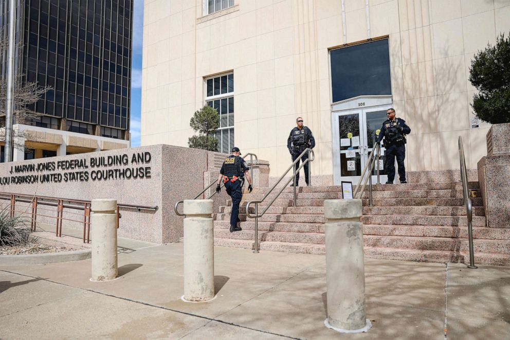 PHOTO: Homeland Security officers secure the scene on Wednesday, March 14, 2023, in Amarillo, Texas, where a federal judge is expected to hear arguments in a lawsuit that takes aim at medication abortions.