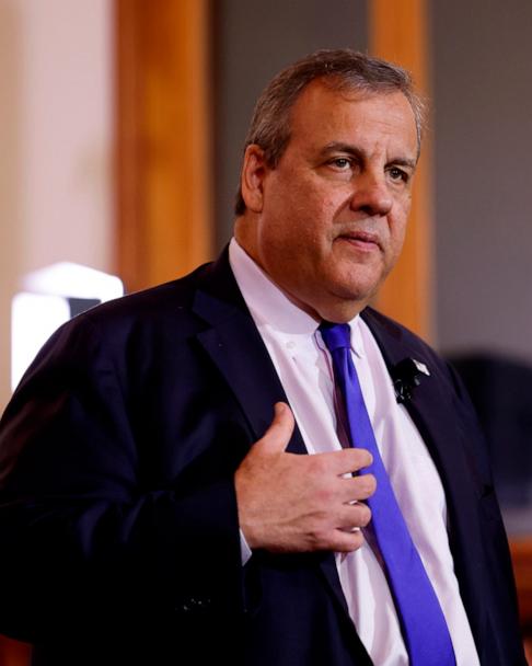 Christie says Sununu, others 'crazy' to think he will drop out