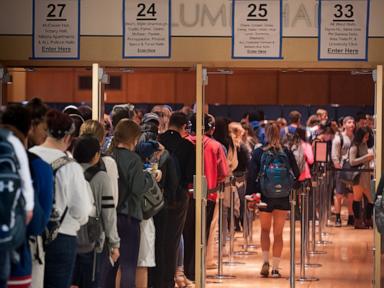 College students in swing states could make an impact with registration decisions