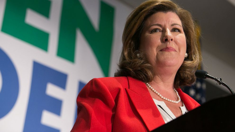 PHOTO: Georgia's 6th Congressional district Republican candidate Karen Handel gives a victory speech to supporters gathered at the Hyatt Regency at Villa Christina, June 20, 2017, in Atlanta.