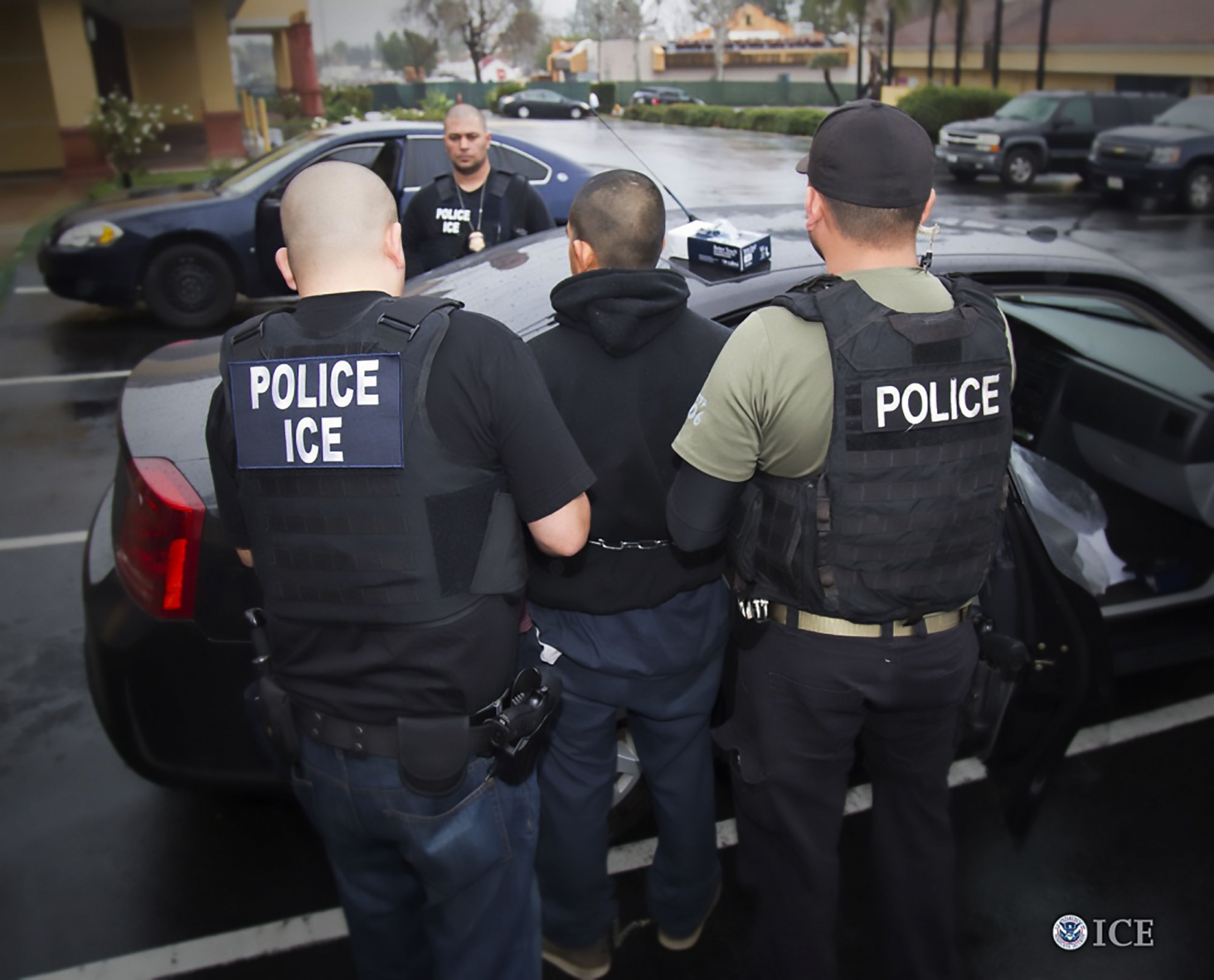 PHOTO: This image obtained Feb. 11, 2017 courtesy of the Immigration and Customs Enforcement (ICE) shows U.S. Immigration and Customs Enforcement officers detaining a suspect during an enforcement operation on Feb. 7, 2017 in Los Angeles.  
