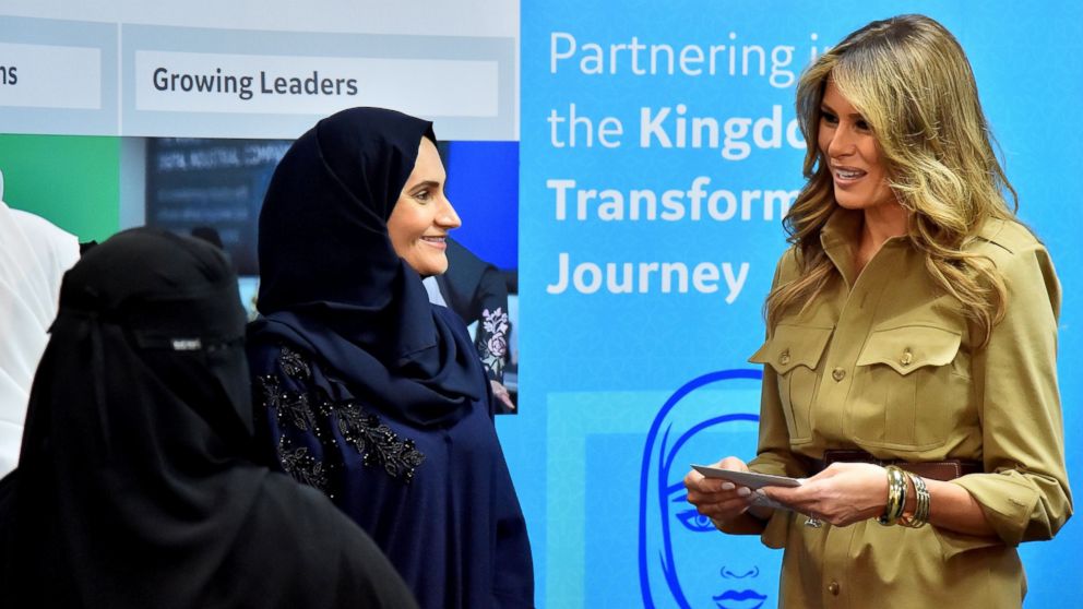 PHOTO: First Lady Melania Trump (R) visits the GE All-Women Business Process Services and IT Center, May 21, 2017, in the Saudi capital Riyadh.  