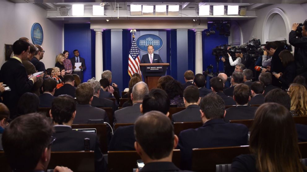 PHOTO: White House Press Secretary Sean Spicer holds the daily press briefing, Jan. 23, 2017, at the White House in Washington.