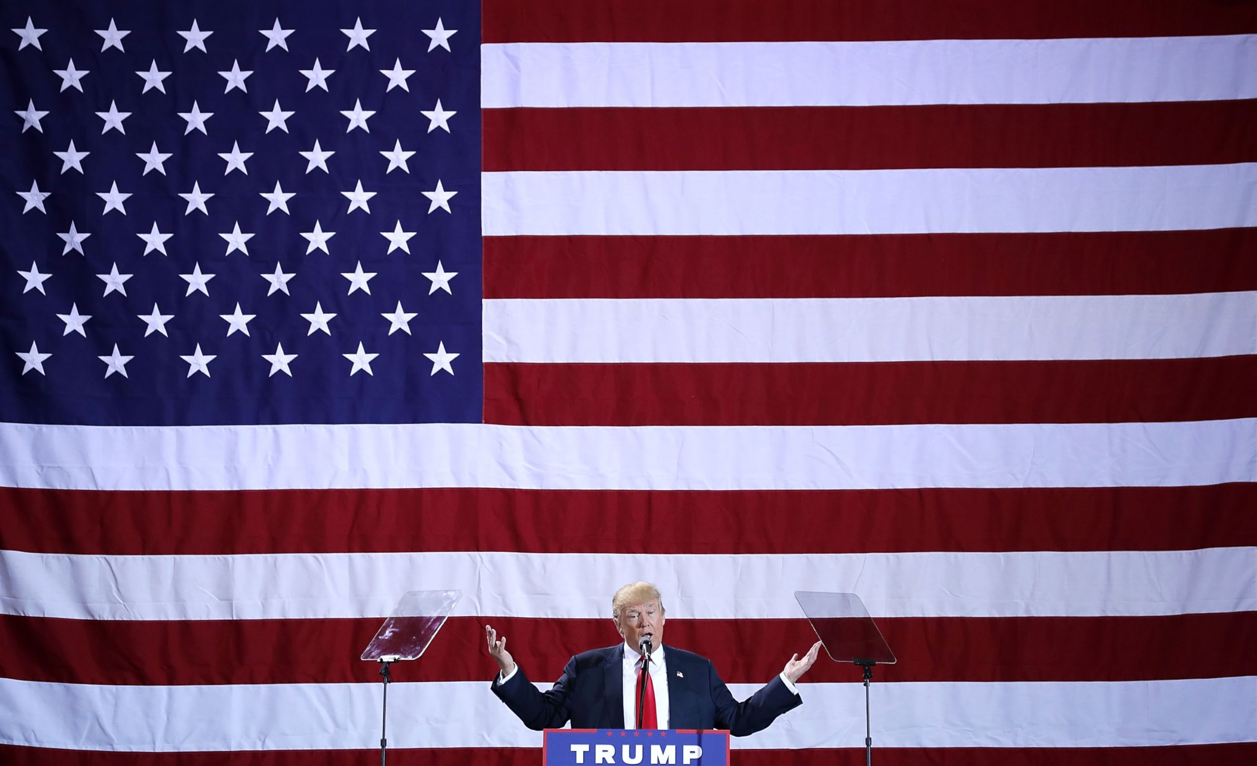 PHOTO: Donald Trump addresses a campaign rally, Oct. 31, 2016, in Grand Rapids, Mich.