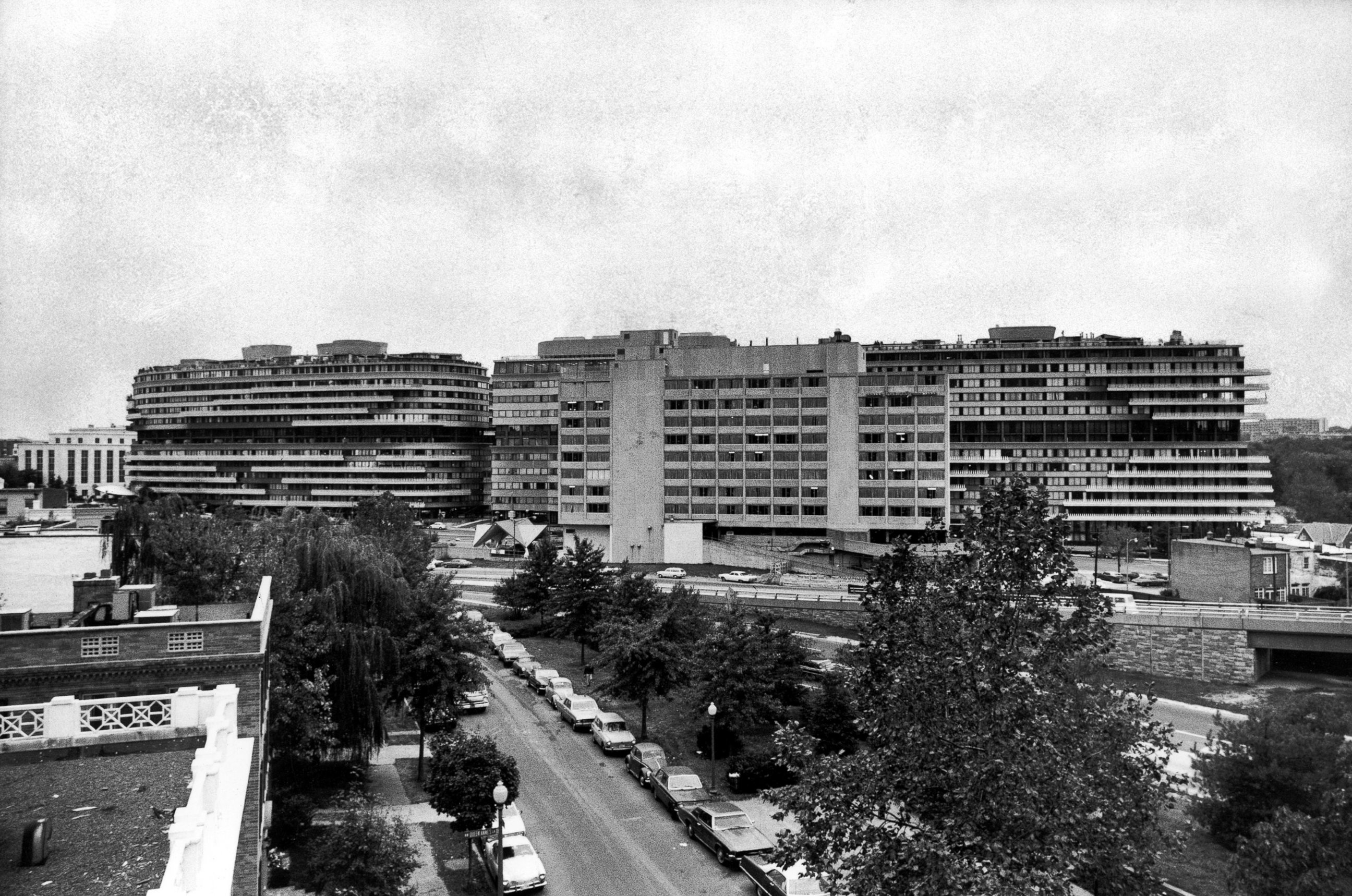 PHOTO: The Watergate apartment & hotel complex, Oct. 18, 1972 (rear of the Howard Johnson motel/restaurant visible in the center). 