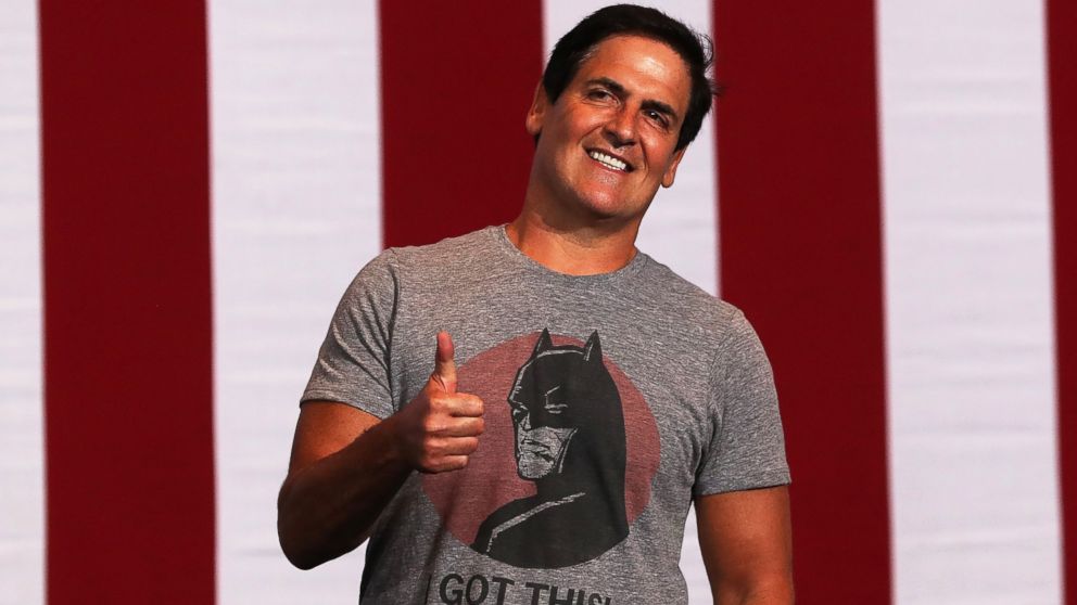 Mark Cuban gives the thumbs-up before the start of a campaign rally with democratic presidential nominee Hillary Clinton and democratic vice presidential nominee Sen Tim Kaine at the David L. Lawrence Convention Center, July 30, 2016, in Pittsburgh, Pennsylvania.