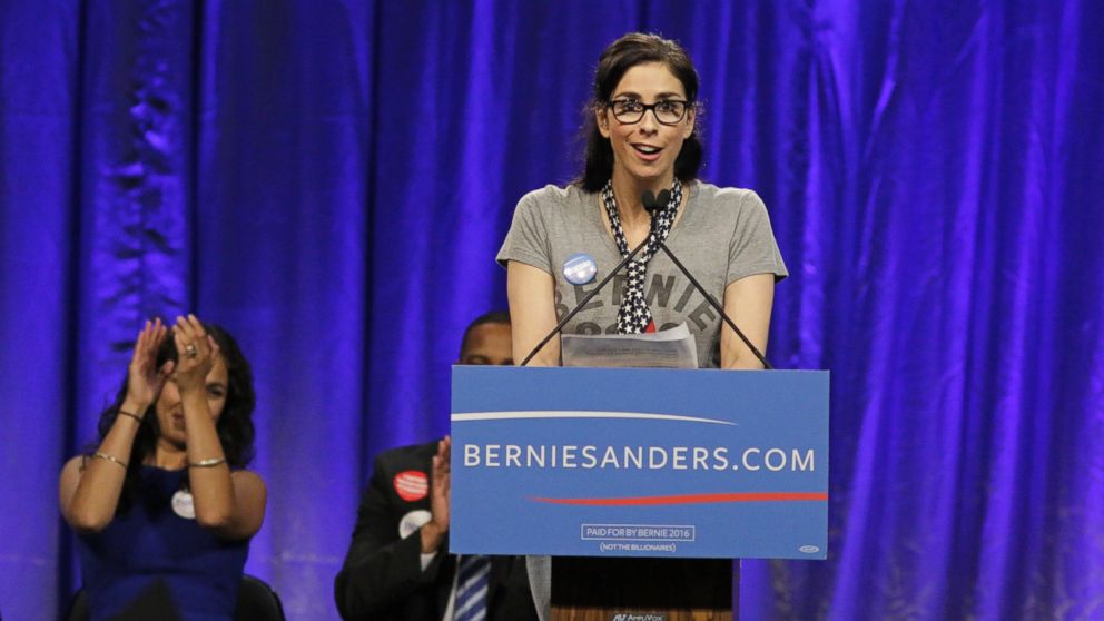 PHOTO: Comedian Sarah Silverman introduces Democratic presidential candidate Bernie Sanders at the LA Memorial Sports Arena on Aug. 10, 2015. 