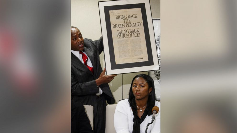 PHOTO: Angela Cuffie meets reporters at Manhattan Supreme Court where a judge overturned the conviction of her brother, Kevin Richardson, and four other men who had been jailed in the Central Park jogger case.