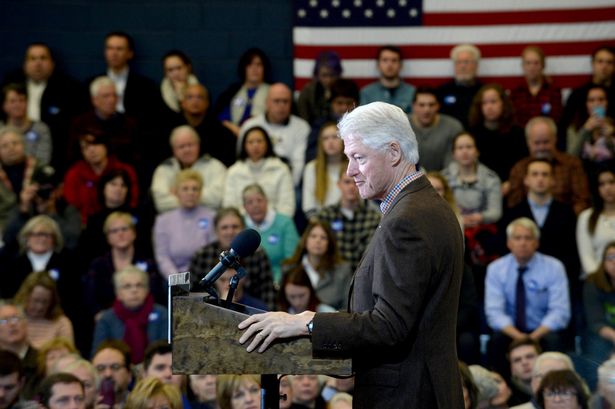 PHOTO: Bill Clinton campaigns for his wife, Democratic president candidate Hillary Clinton, at Nashua Community College, Jan. 4, 2016, in Nashua, New Hampshire.