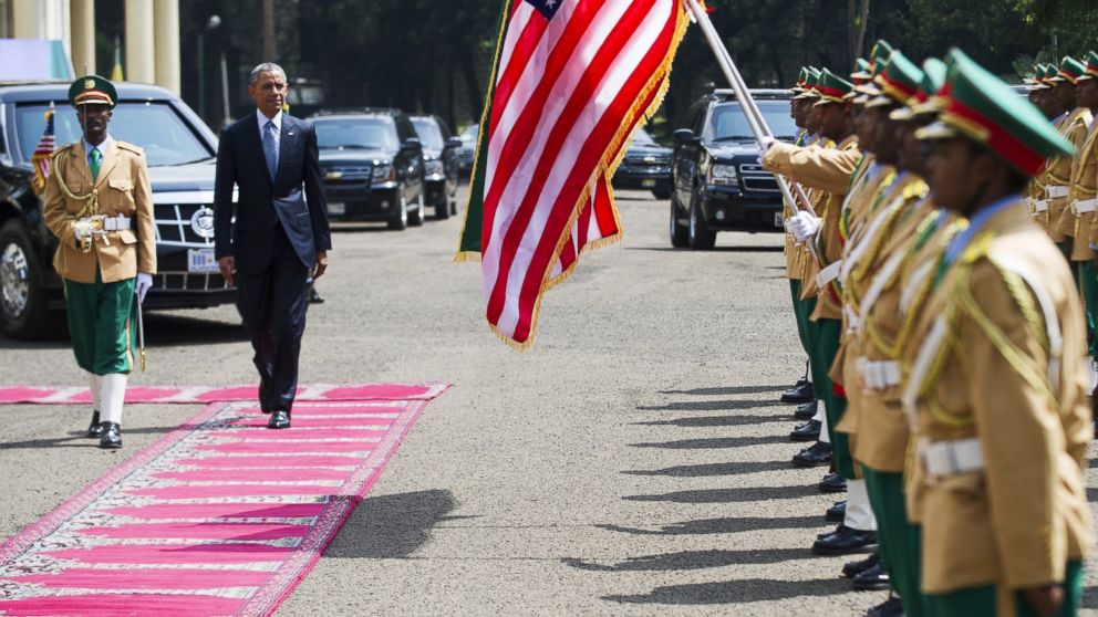 President Barack Obama reviews Ethiopian troops during a welcoming ceremony at the National Palace, July 27, 2015, in Addis Ababa, Ethiopia. 