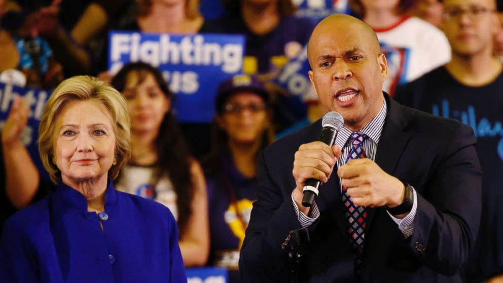 PHOTO: Sen. Cory Booker introduces Hillary Clinton at a campaign rally, June 1, 2016, in Newark, New Jersey.