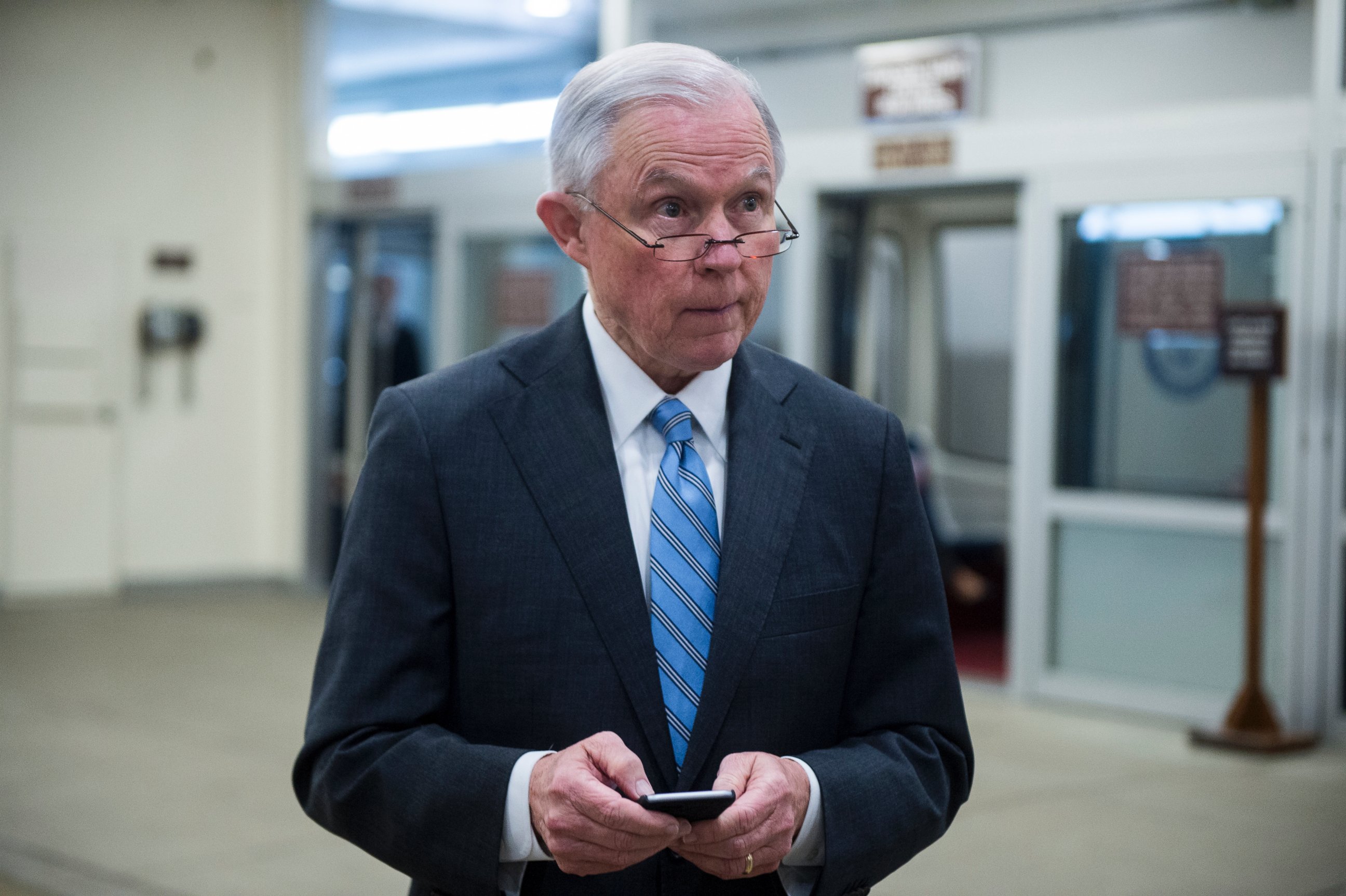 PHOTO: Sen. Jeff Sessions, R-Ala., gets off the Senate subway as he arrives for the Senate Republicans' policy lunch, Jan. 27, 2016 in Washington. 