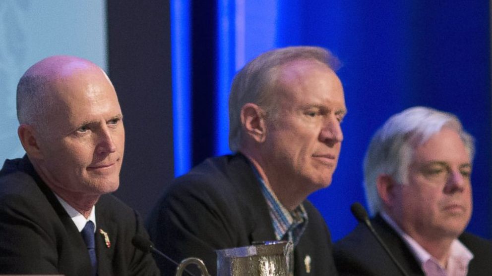 PHOTO: New Jersey Gov. Christ Christie, left, Indiana Gov. Mike Pence, Fla. Gov. Rick Scott, Illinois Gov-elect Bruce Rauner and Maryland Gov.-elect Larry Hogan at the Republican governors' conference in Boca Raton, Fla., Nov. 19, 2014.