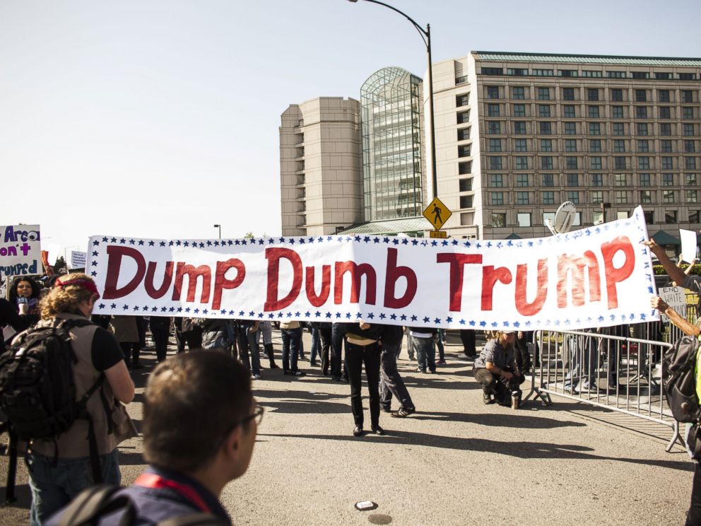 PHOTO: Protestors block traffic outside of the California Republican Party Convention where Donald Trump is scheduled to speak, April 29, 2016, in Burlingame, Calif.