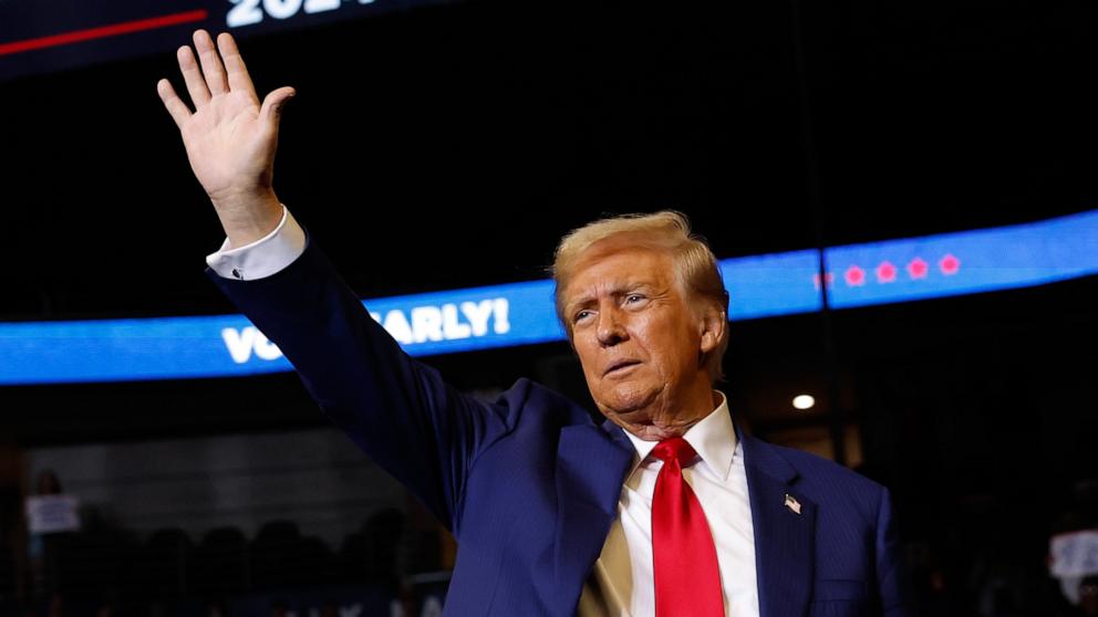 PHOTO: Republican President Nominee Donald Trump Campaigns In Battleground States Of Michigan And Pennsylvania