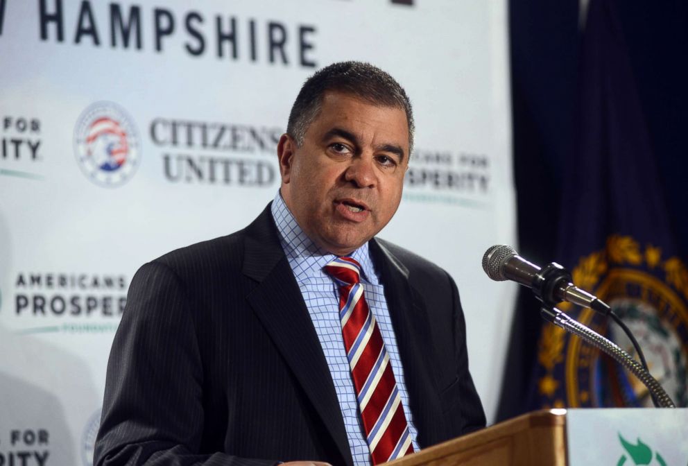 PHOTO: David Bossie, president Citizens United, speaks at the Freedom Summit at The Executive Court Banquet Facility April 12, 2014 in Manchester, New Hampshire.