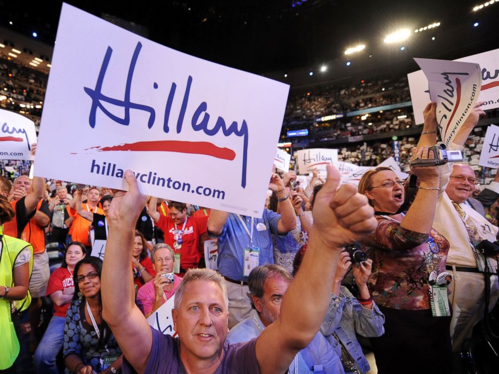 PHOTO: Supporters cheer Hillary Clinton at the Democratic National Convention in Denver, Colorado, Aug. 26, 2008.