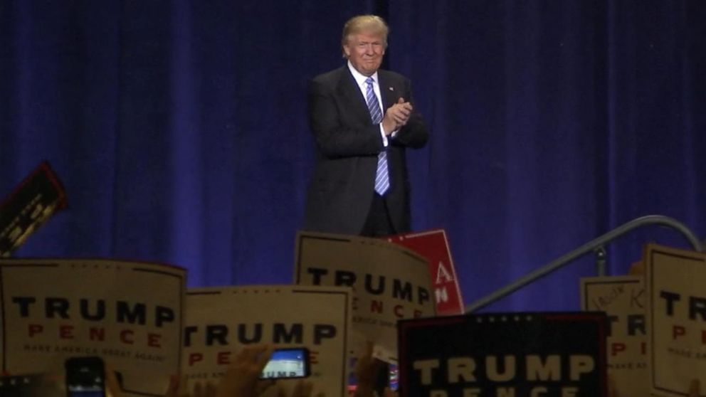 PHOTO: Donald Trump gives a speech on immigration, on Aug. 31, 2016, in Phoenix.