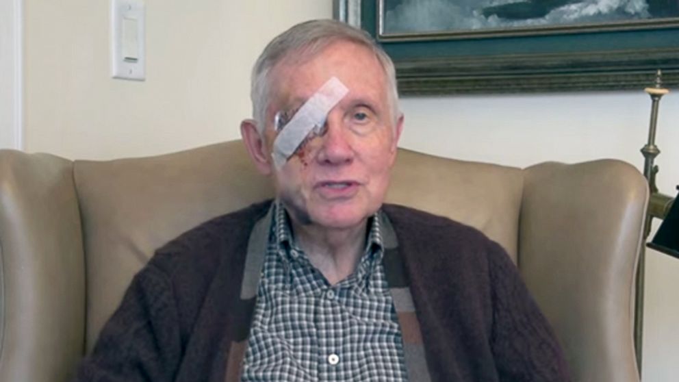 PHOTO: Senate Minority Leader Harry Reid delivers video message from home in Washington, D.C., after exercise injury.
